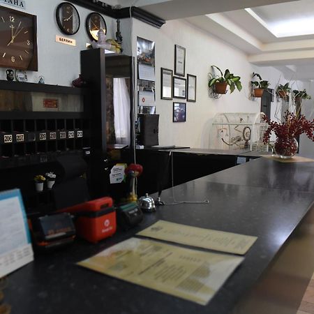 Shanyrak Hotel Temirtau Eksteriør billede