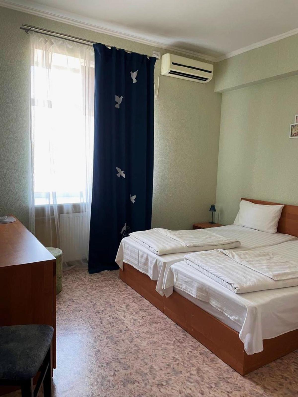 Shanyrak Hotel Temirtau Eksteriør billede